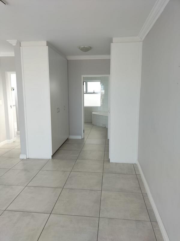 To Let 3 Bedroom Property for Rent in Bloubergstrand Western Cape